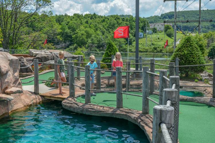 Mini Golf at Deep Creek Lake